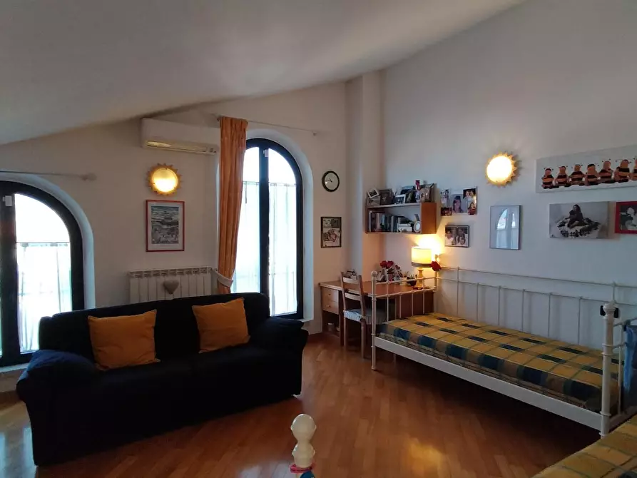 Immagine 20 di Casa bifamiliare in vendita  a Carrara