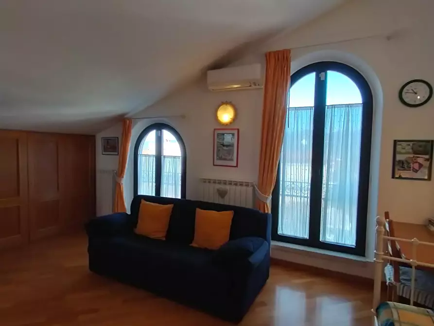 Immagine 21 di Casa bifamiliare in vendita  a Carrara