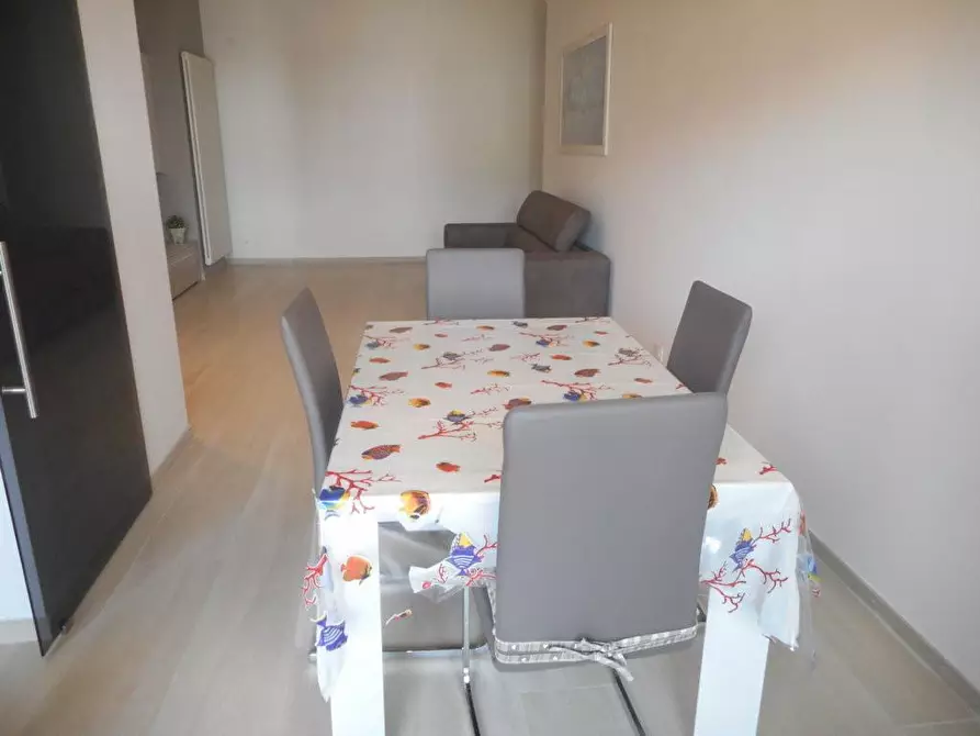 Immagine 4 di Appartamento in affitto  a Massa