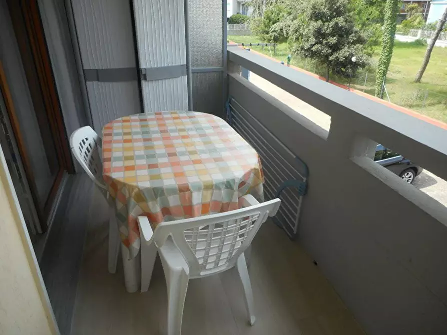 Immagine 7 di Appartamento in affitto  a Massa