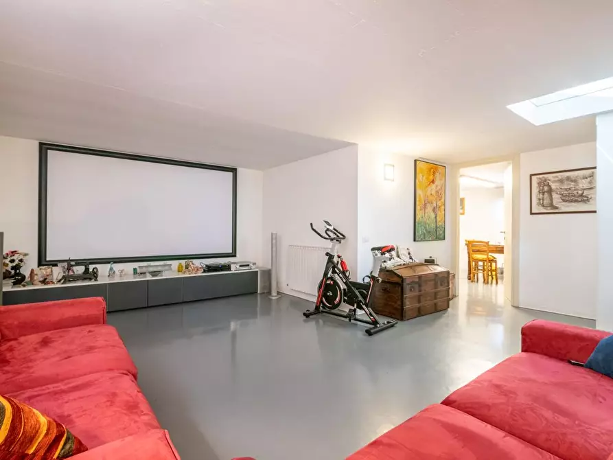 Immagine 32 di Villa in vendita  a Buti