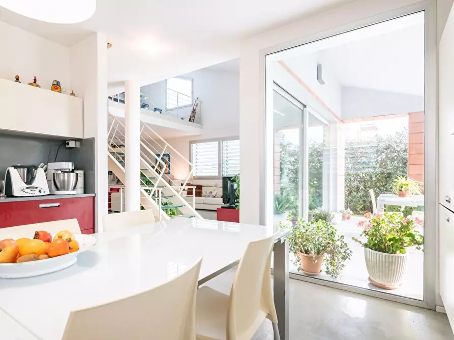 Immagine 12 di Villa in vendita  a Buti