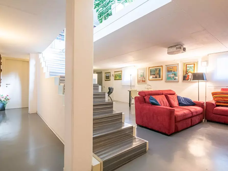 Immagine 43 di Villa in vendita  a Buti