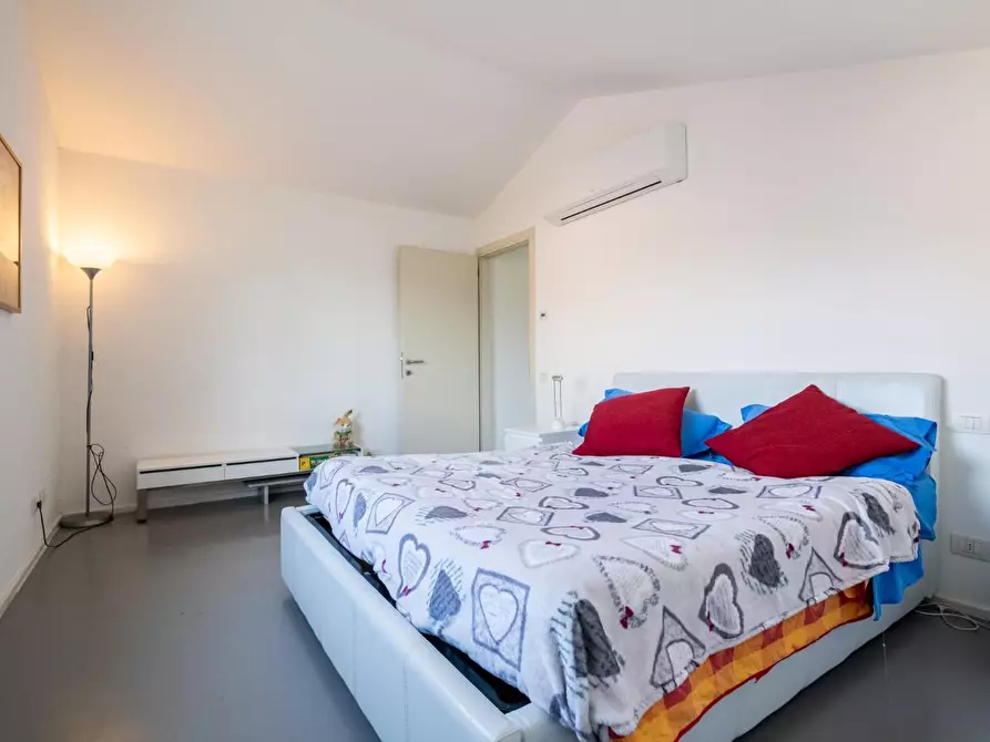 Immagine 27 di Villa in vendita  a Buti