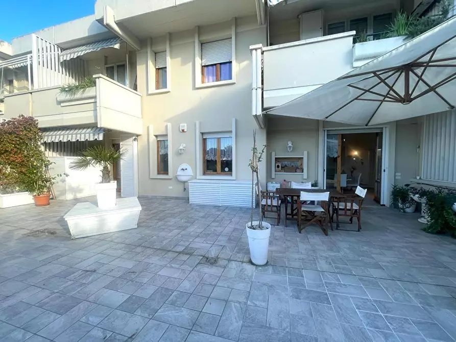 Immagine 36 di Appartamento in vendita  a Empoli