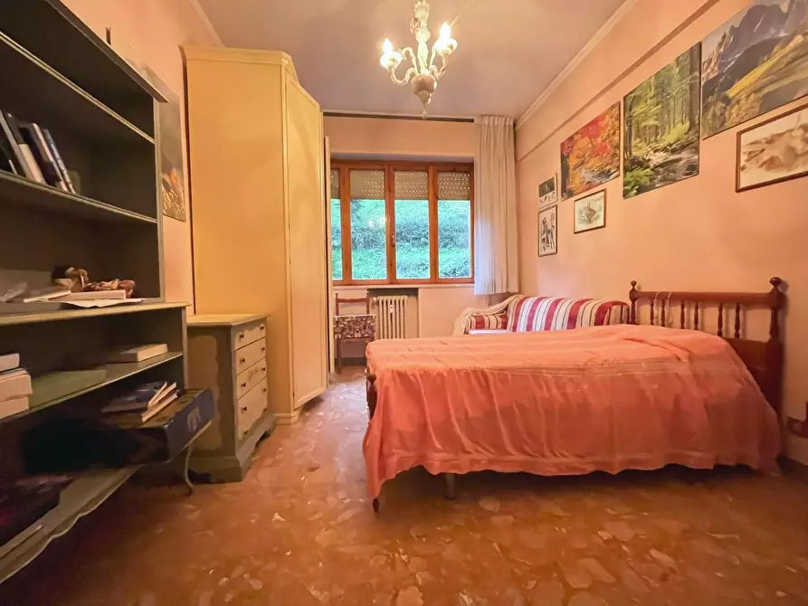 Immagine 3 di Appartamento in vendita  a Siena