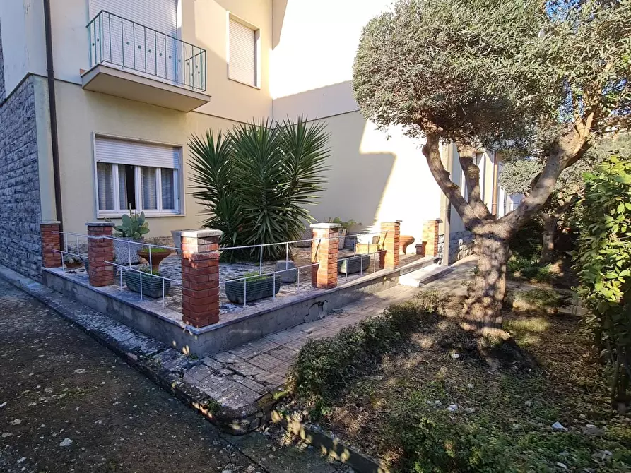 Immagine 11 di Villetta a schiera in vendita  a Fucecchio