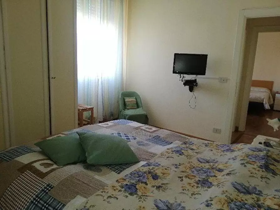 Immagine 22 di Appartamento in affitto  a Viareggio