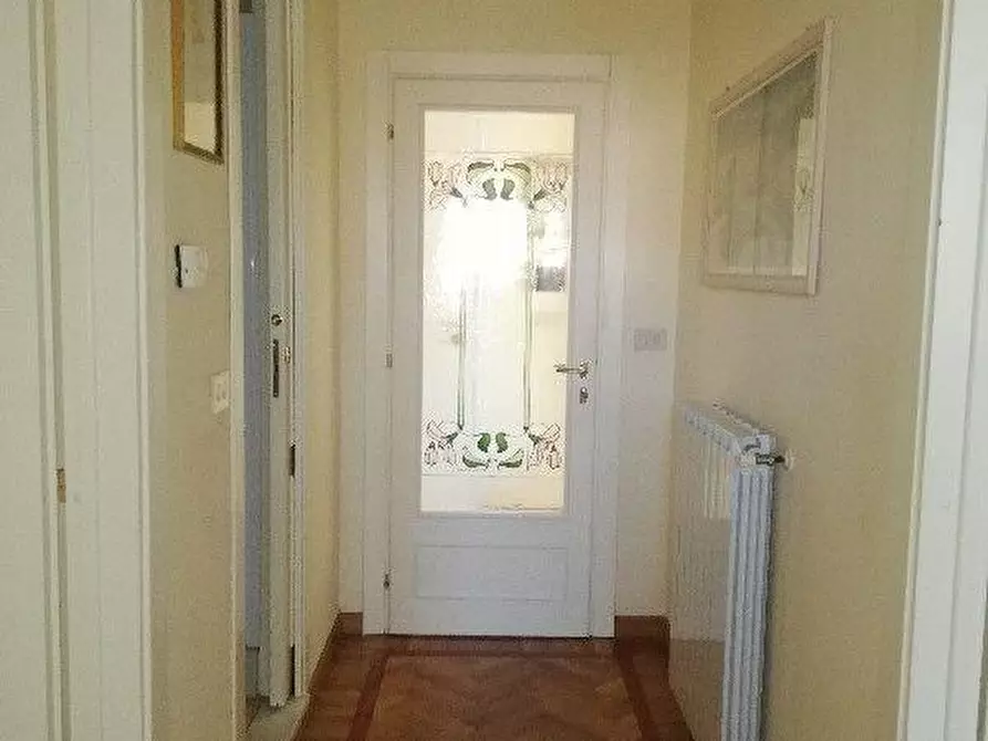 Immagine 28 di Appartamento in affitto  a Viareggio