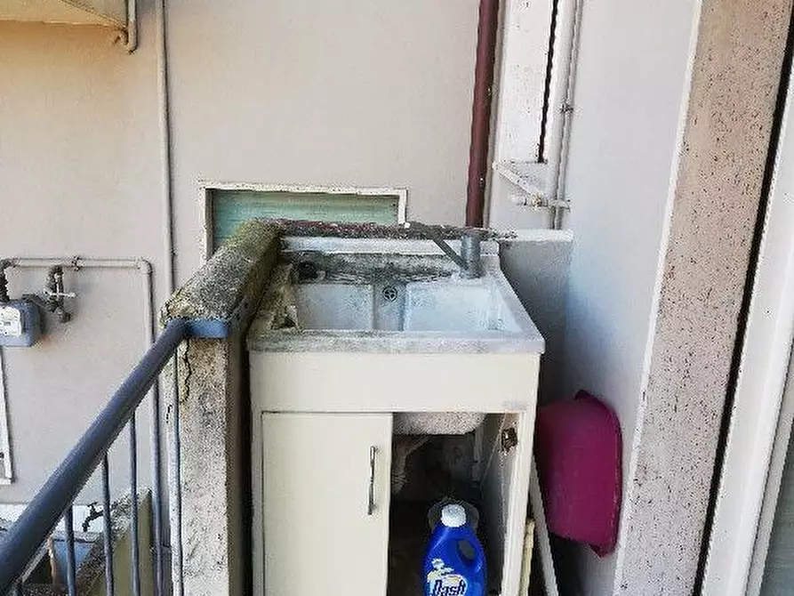 Immagine 13 di Appartamento in affitto  a Viareggio