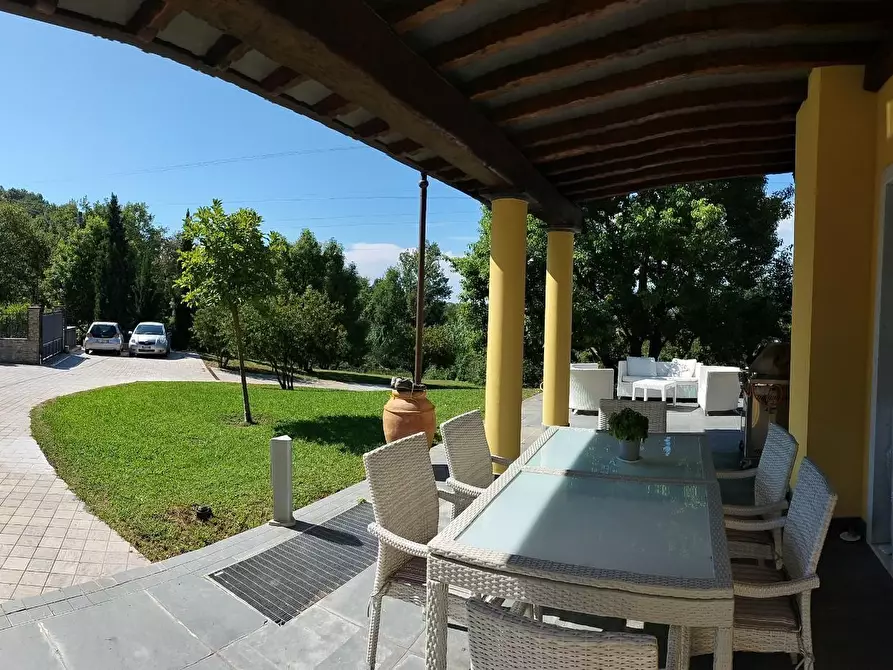 Immagine 15 di Casa bifamiliare in vendita  a Castelnuovo Magra