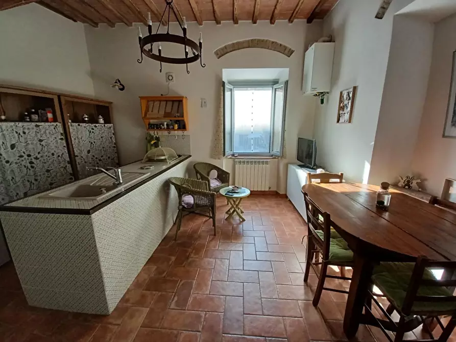 Immagine 9 di Appartamento in vendita  a Colle Di Val D'elsa