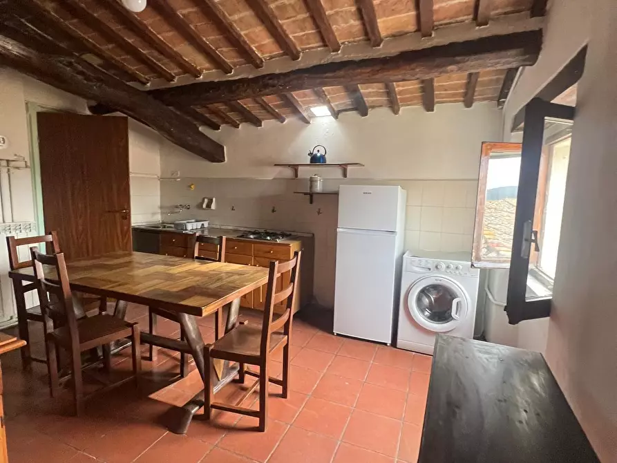 Immagine 3 di Appartamento in vendita  a San Gimignano