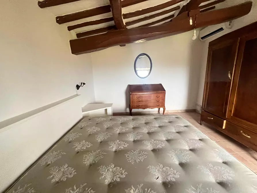 Immagine 10 di Appartamento in vendita  a San Gimignano