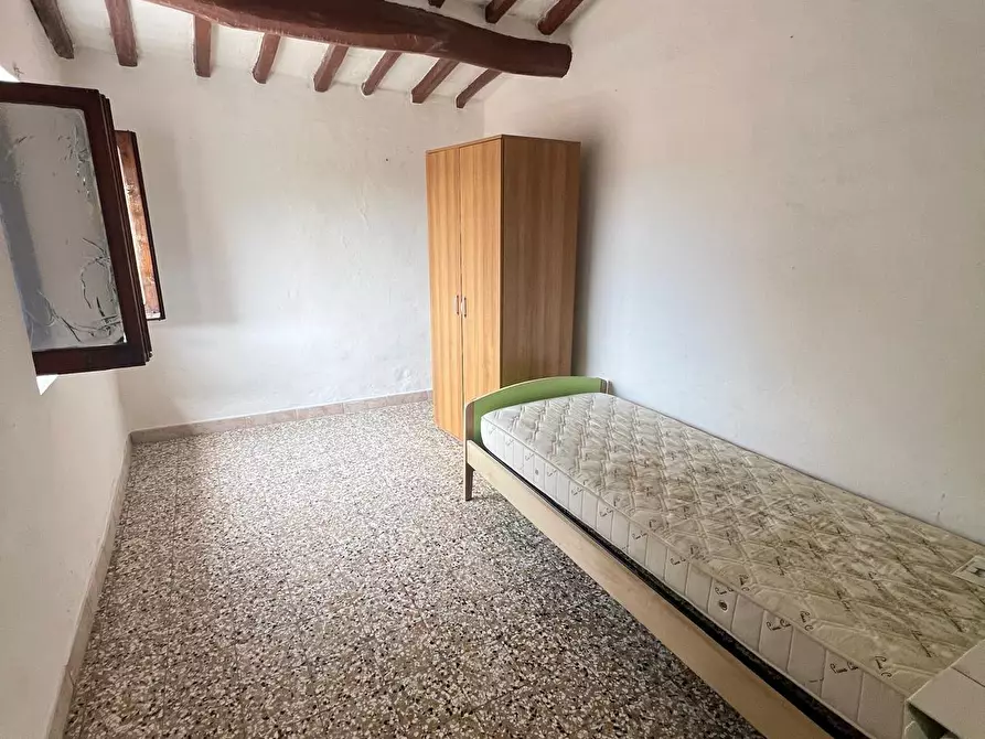 Immagine 7 di Appartamento in vendita  a San Gimignano