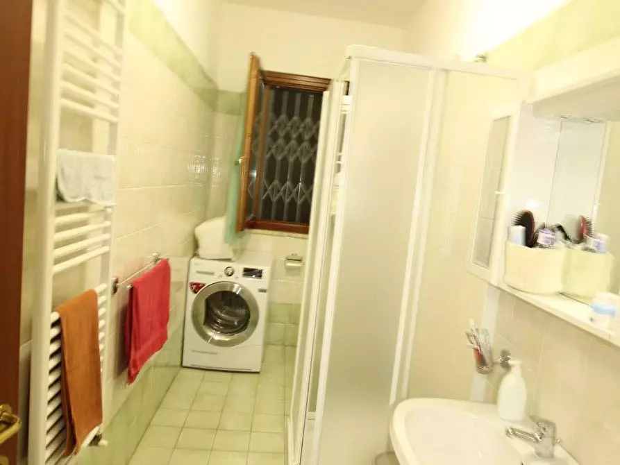 Immagine 12 di Appartamento in vendita  a Colle Di Val D'elsa