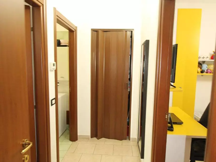 Immagine 10 di Appartamento in vendita  a Colle Di Val D'elsa