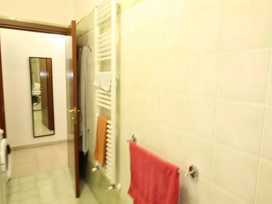 Immagine 14 di Appartamento in vendita  a Colle Di Val D'elsa