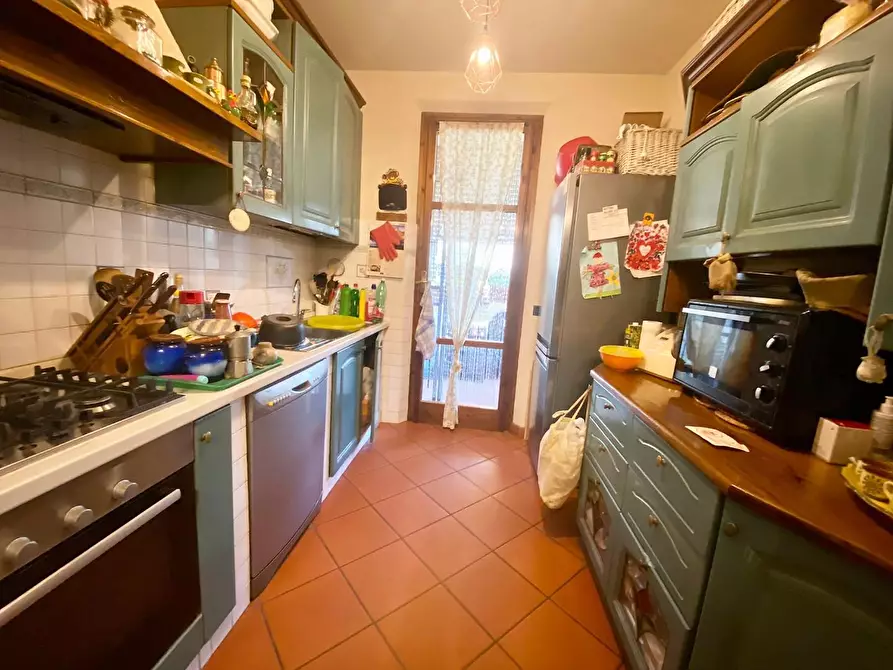 Immagine 5 di Villetta a schiera in vendita  a Massa