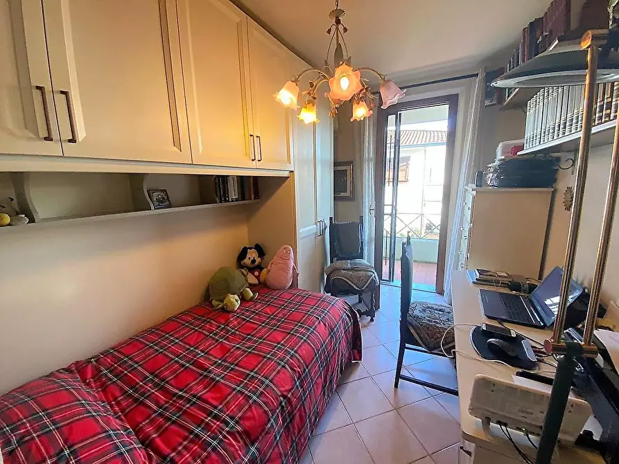 Immagine 11 di Villetta a schiera in vendita  a Massa