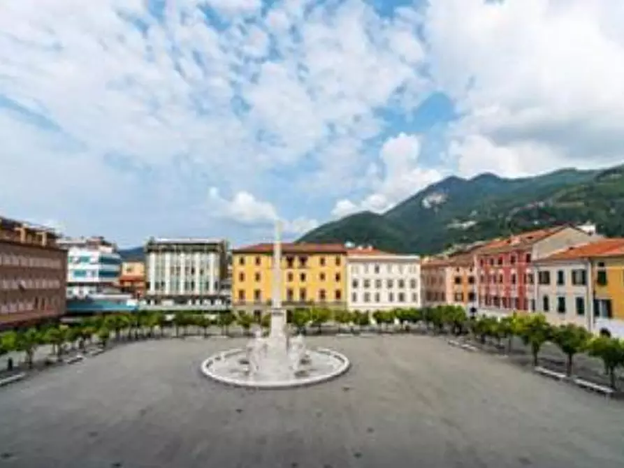 Immagine 24 di Villetta a schiera in vendita  a Massa