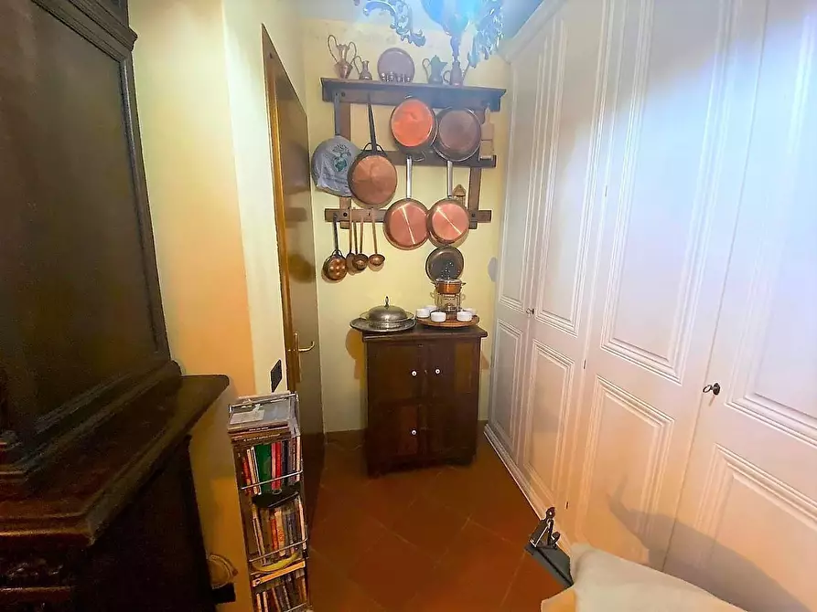 Immagine 19 di Villetta a schiera in vendita  a Massa