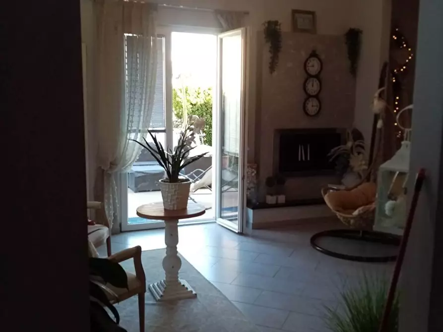 Immagine 13 di Casa indipendente in vendita  a Vecchiano
