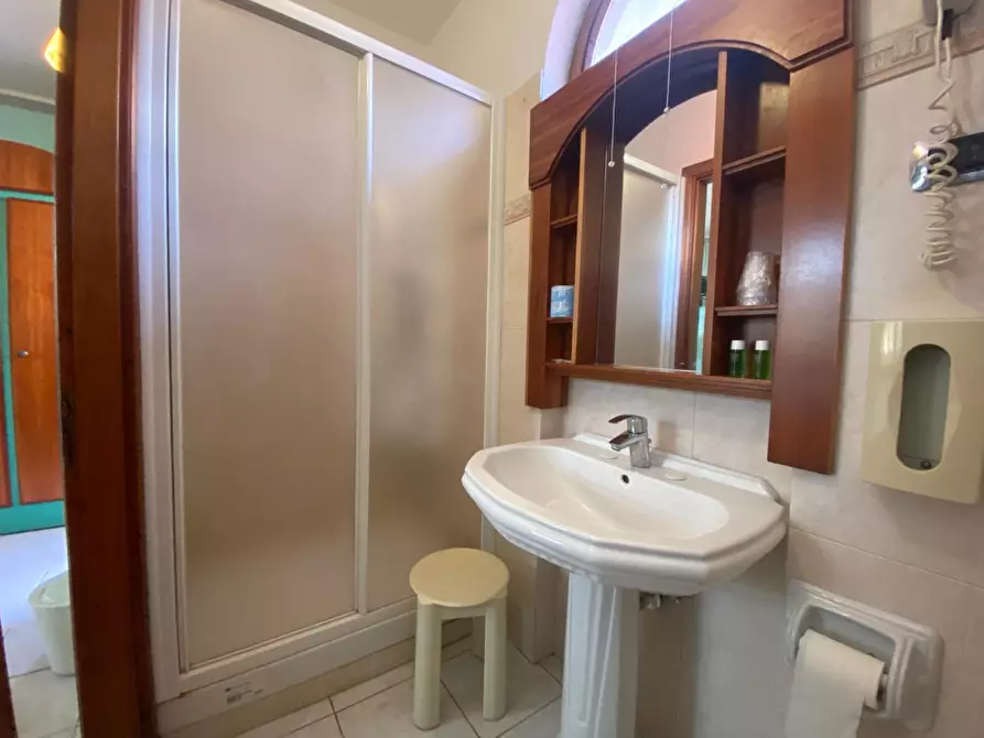 Immagine 11 di Albergo/B&B/Residence in vendita  a Piombino