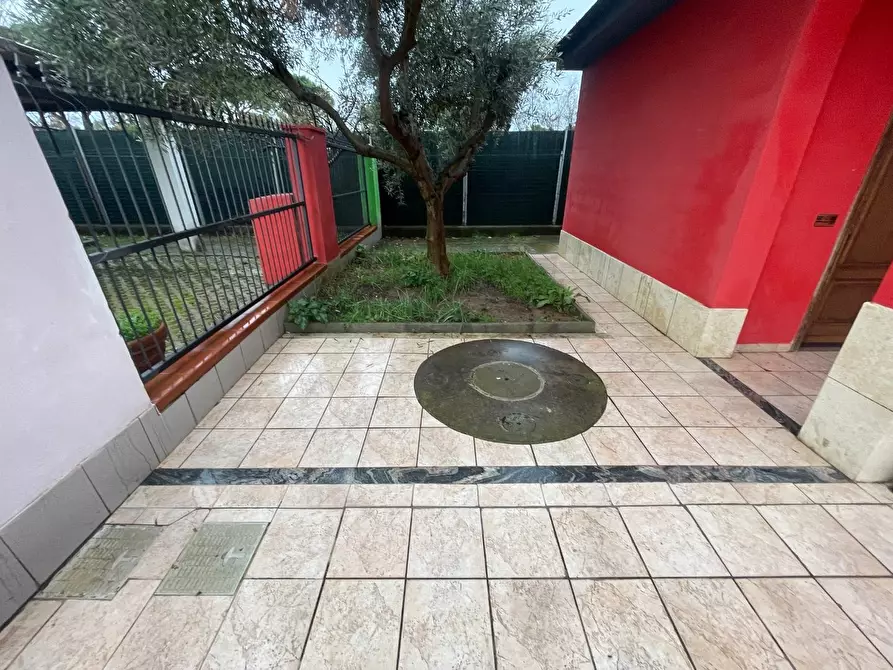 Immagine 4 di Albergo/B&B/Residence in vendita  a Piombino