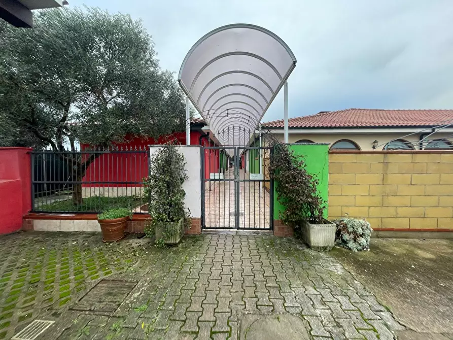 Immagine 2 di Albergo/B&B/Residence in vendita  a Piombino