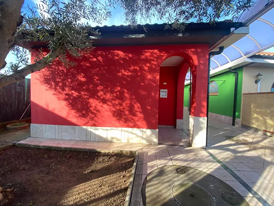 Immagine 21 di Albergo/B&B/Residence in vendita  a Piombino