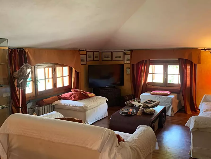 Immagine 6 di Mansarda in affitto  a Forte Dei Marmi