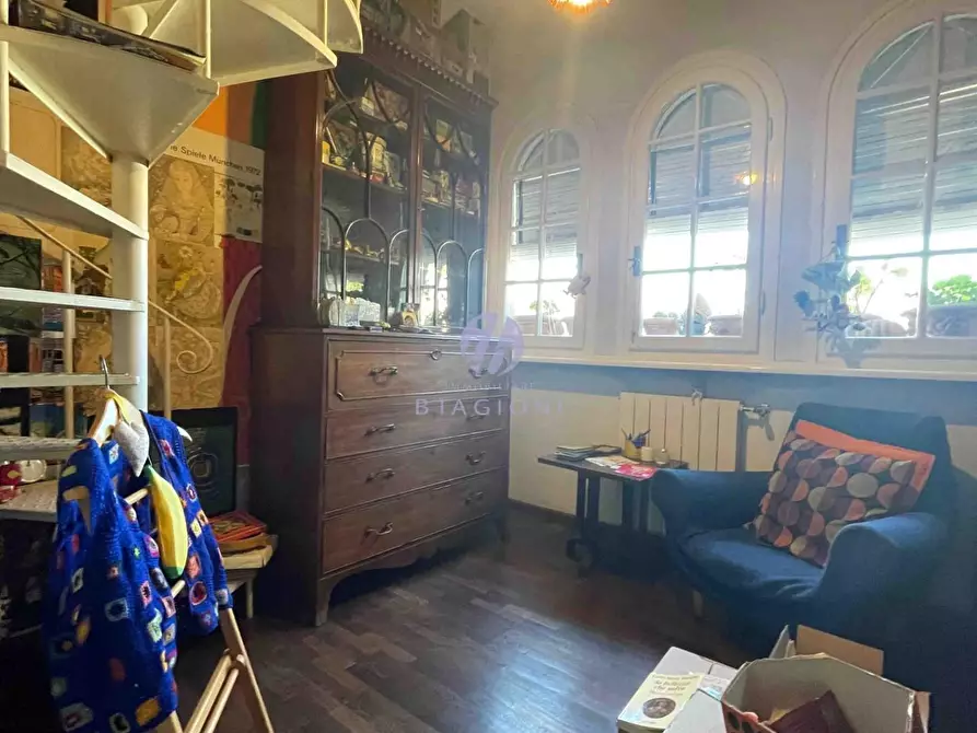 Immagine 24 di Villa in vendita  a Camaiore