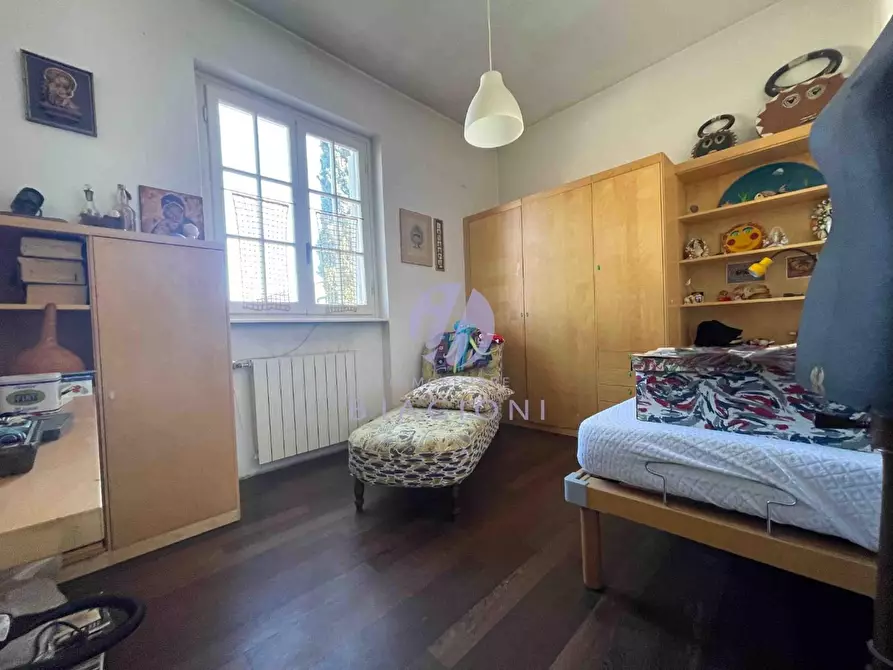 Immagine 32 di Villa in vendita  a Camaiore