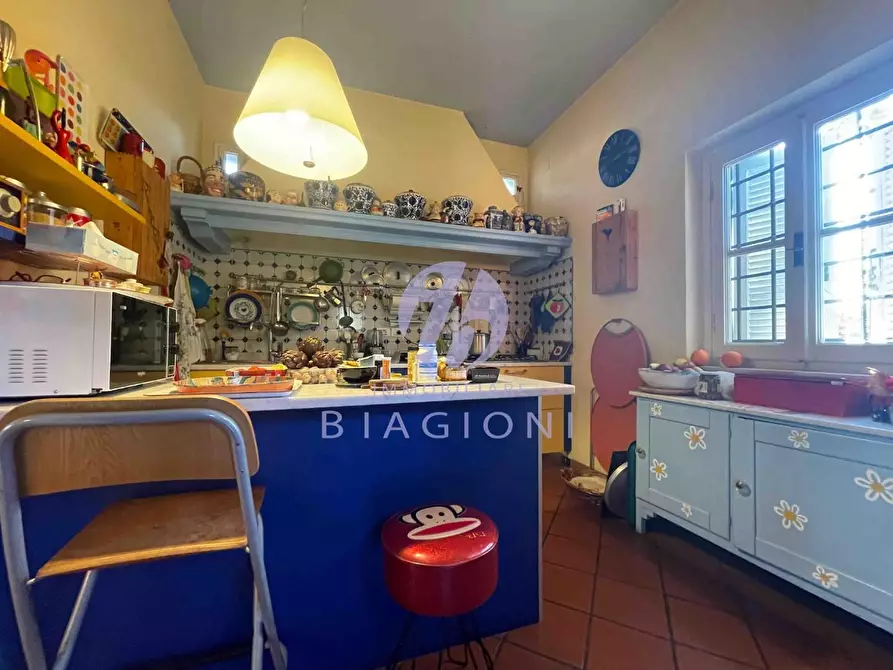 Immagine 17 di Villa in vendita  a Camaiore