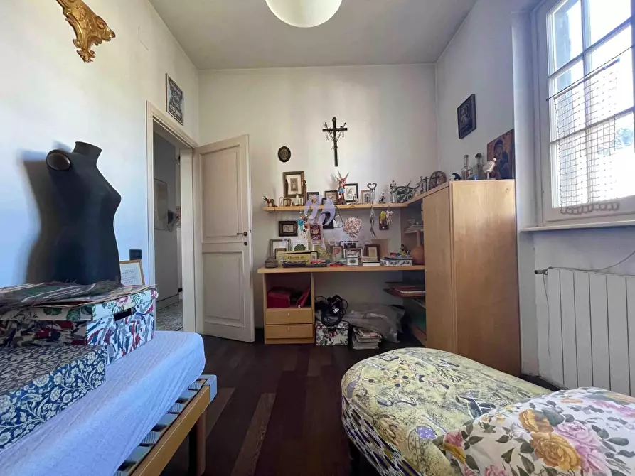 Immagine 28 di Villa in vendita  a Camaiore