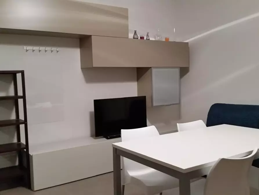 Immagine 5 di Appartamento in affitto  a Pisa