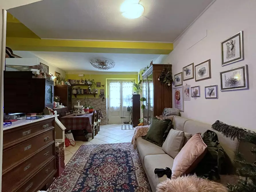 Immagine 9 di Terratetto in vendita  a Camaiore