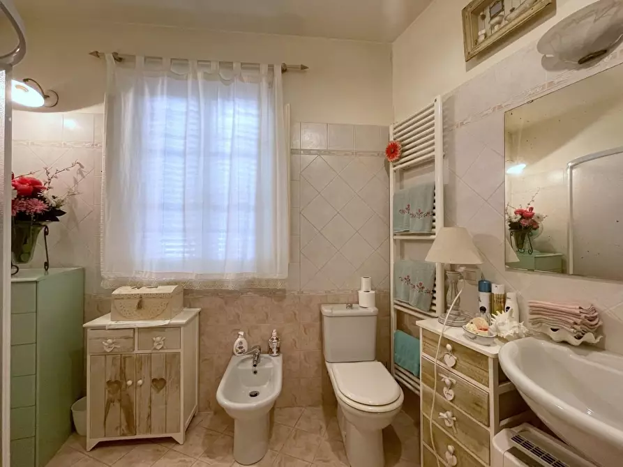 Immagine 19 di Terratetto in vendita  a Camaiore