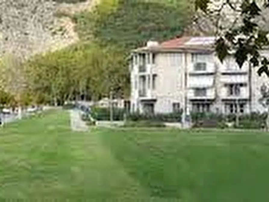 Immagine 2 di Appartamento in vendita  a San Giuliano Terme