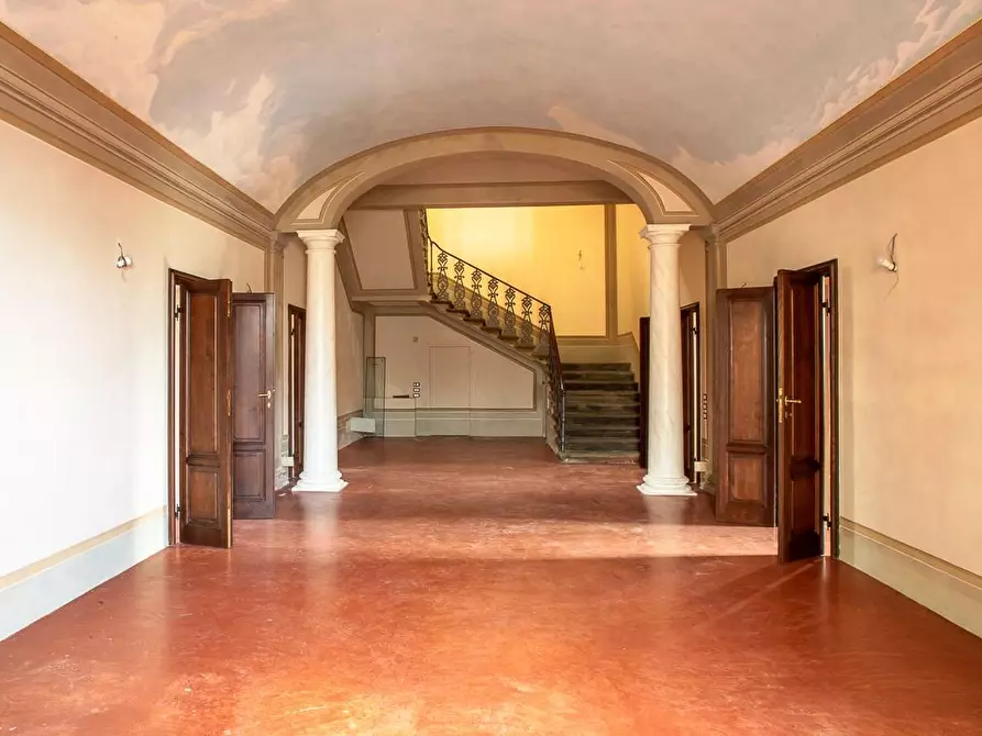 Immagine 2 di Immobile di prestigio in vendita  a Pisa