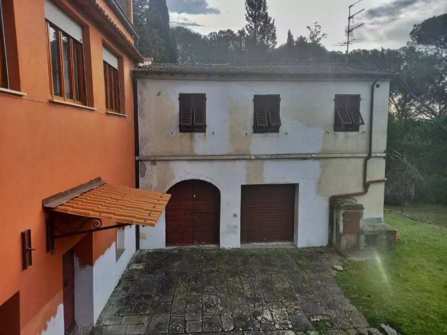 Immagine 40 di Villa in vendita  a Castelfiorentino