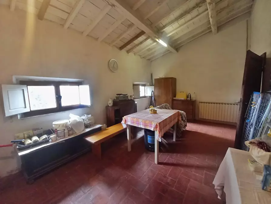 Immagine 27 di Villa in vendita  a Castelfiorentino