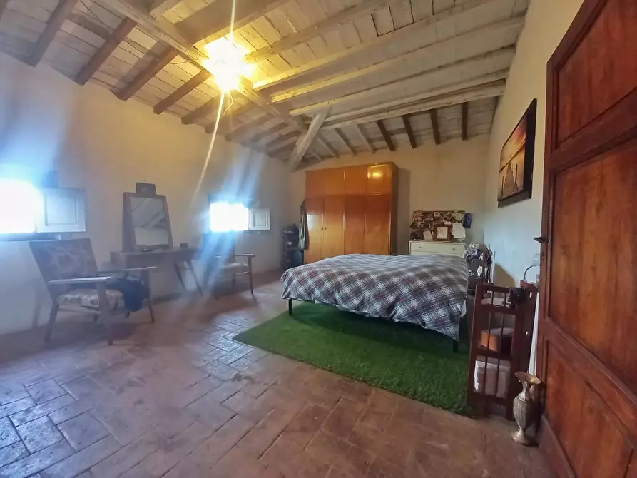 Immagine 28 di Villa in vendita  a Castelfiorentino