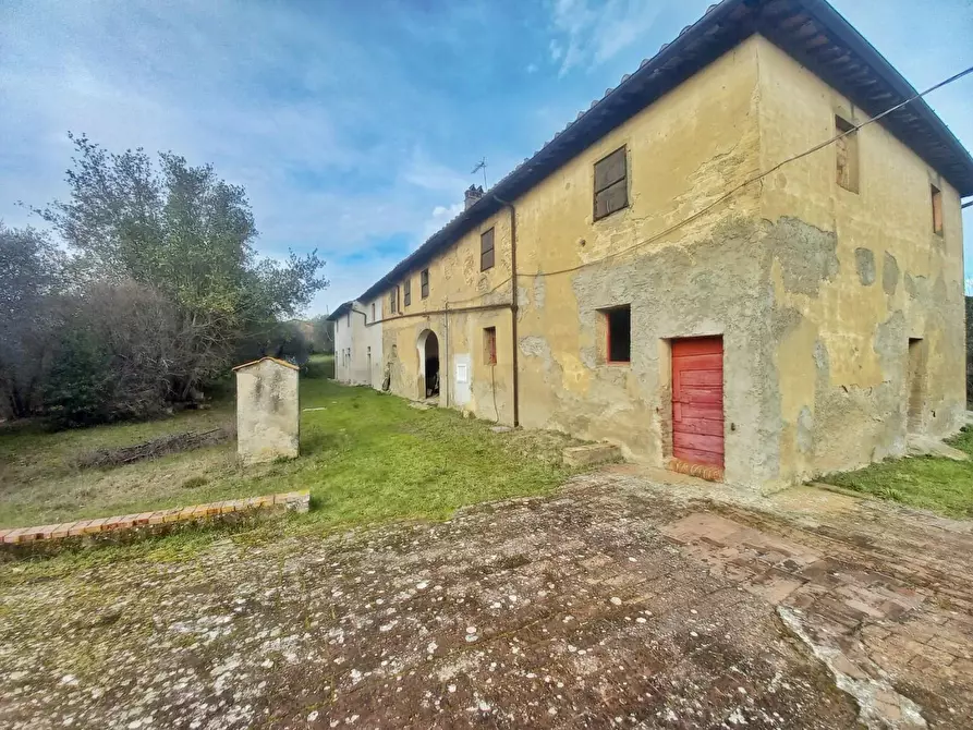 Immagine 45 di Villa in vendita  a Castelfiorentino