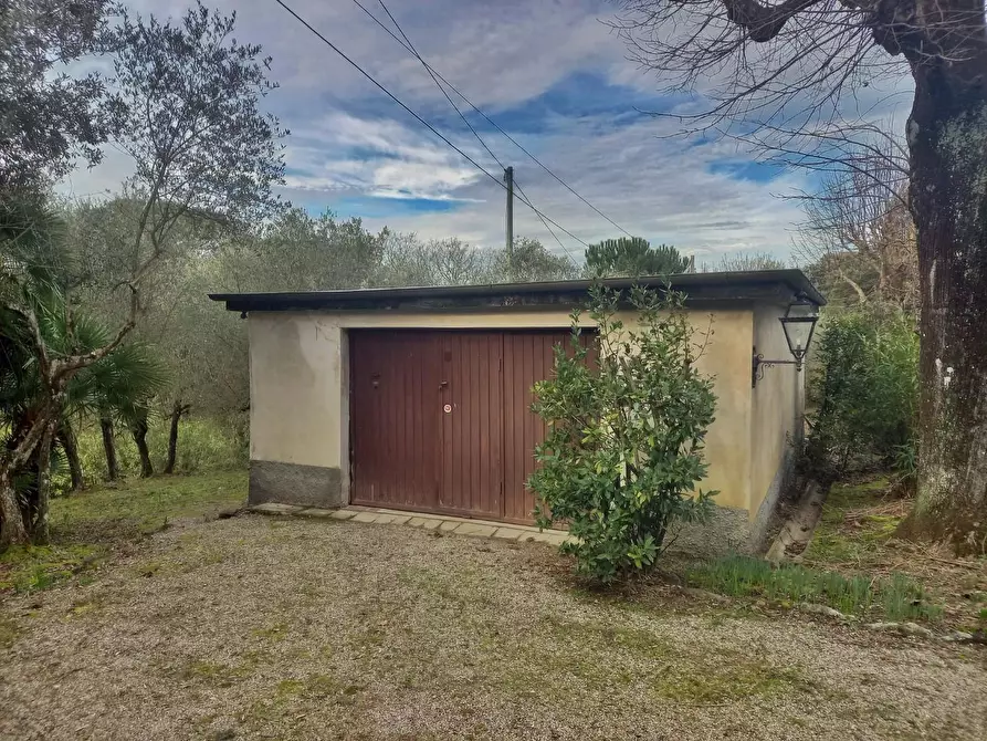 Immagine 39 di Villa in vendita  a Castelfiorentino