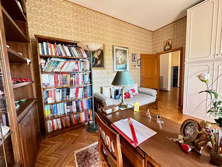 Immagine 15 di Villa in vendita  a Santa Maria A Monte