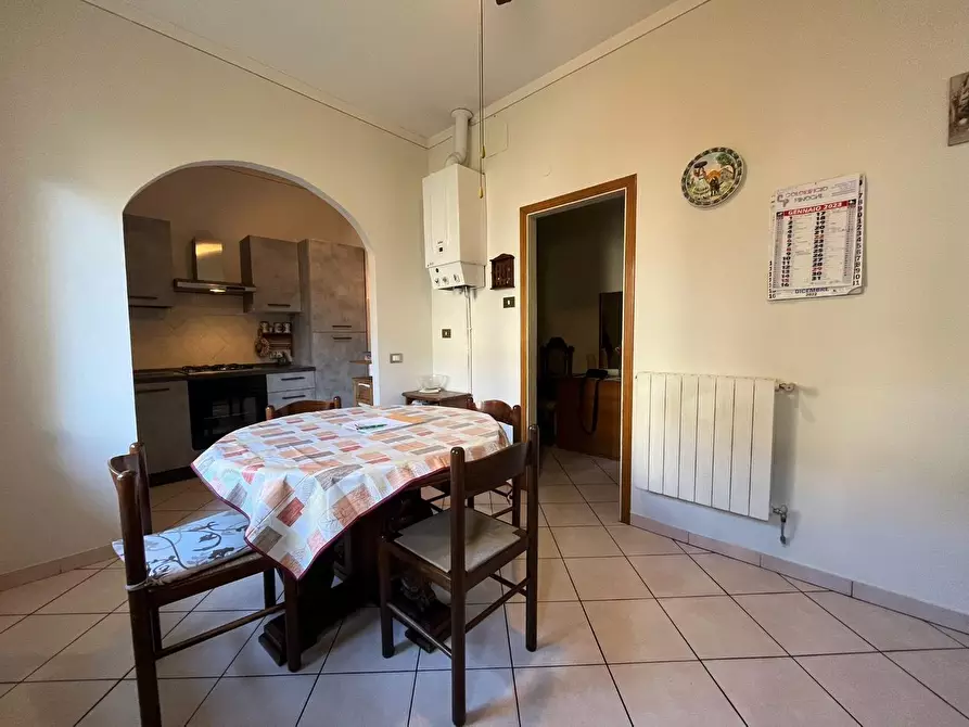 Immagine 2 di Appartamento in vendita  a Pontedera