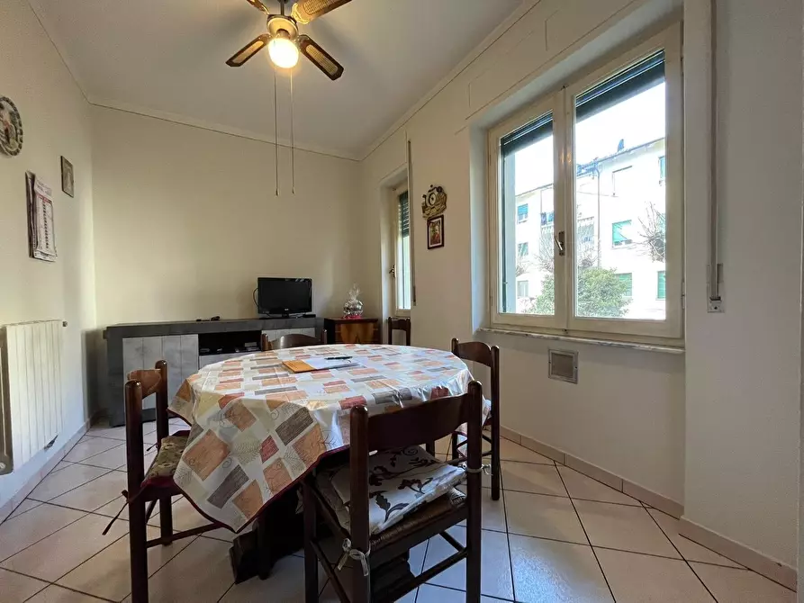 Immagine 5 di Appartamento in vendita  a Pontedera