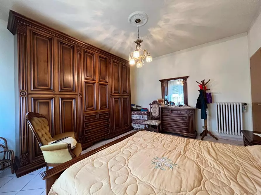 Immagine 28 di Appartamento in vendita  a Pontedera